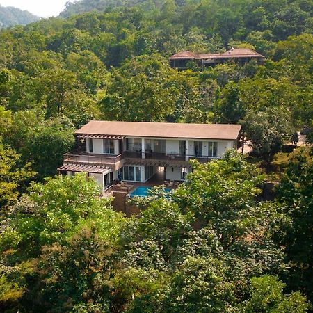 Eden Glade - Khopoli - Mountain-View Villa With Private Pool, Spacious Decks & Indoor Activities Exterior foto